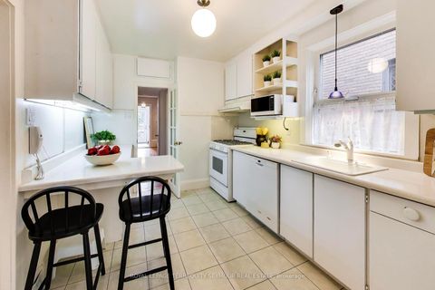 Photo 10 at 105 Clifton Road, Moore Park, Toronto
