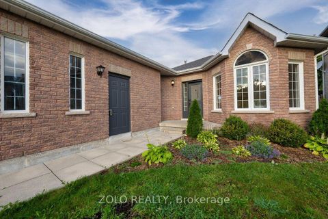 Photo 3 at 16 Esther Drive, Painswick South, Barrie