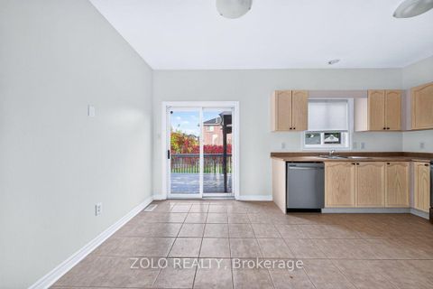 Photo 8 at 16 Esther Drive, Painswick South, Barrie