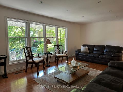 Photo 4 at 183 St. Anthony's Court, Mill Pond, Richmond Hill