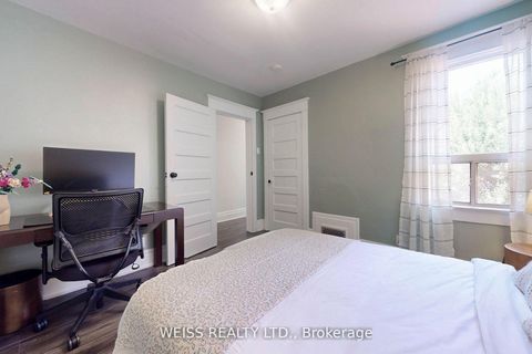 Photo 19 at 758 Richmond Street W, Niagara, Toronto