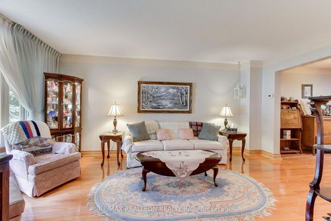 Photo 9 at 55 Redcastle Crescent, Keswick South, Georgina