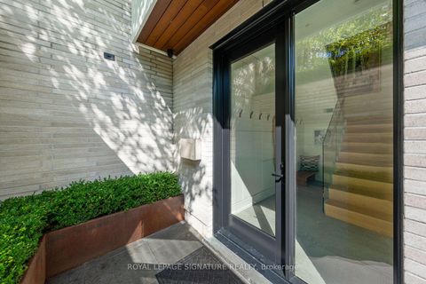 Photo 6 at 8 Fallingbrook Wood, Cliffside, Toronto