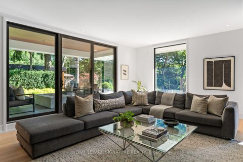 Photo 18 at 8 Fallingbrook Wood, Cliffside, Toronto