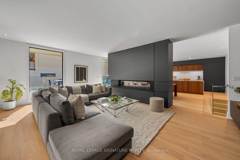 Photo 19 at 8 Fallingbrook Wood, Cliffside, Toronto
