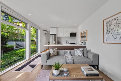 Photo 42 at 8 Fallingbrook Wood, Cliffside, Toronto