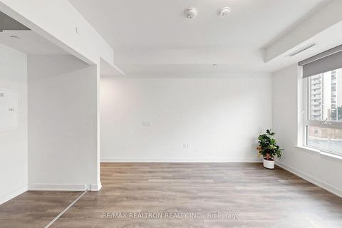 Photo 18 at 308 - 1 Cardiff Road, Mount Pleasant East, Toronto