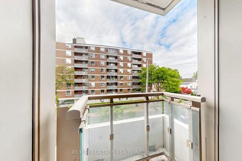 Photo 38 at 308 - 1 Cardiff Road, Mount Pleasant East, Toronto