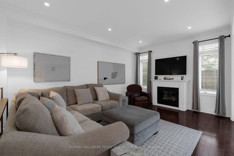 Photo 5 at 53 Tudor Crescent, Shore, Barrie
