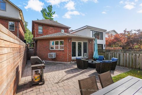 Photo 32 at 430 Roselawn Avenue, Lawrence Park South, Toronto