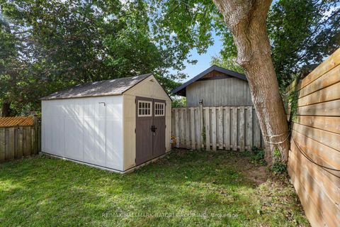 Photo 34 at 430 Roselawn Avenue, Lawrence Park South, Toronto