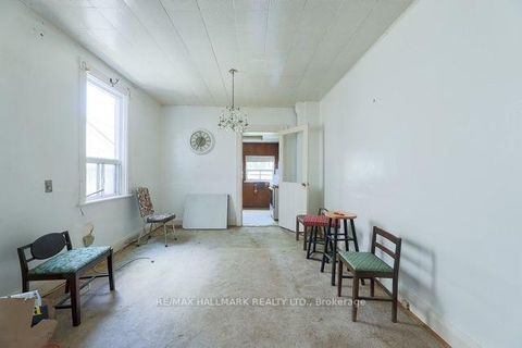 Photo 8 at 776 Gerrard Street E, South Riverdale, Toronto