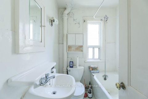 Photo 12 at 776 Gerrard Street E, South Riverdale, Toronto