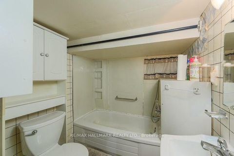 Photo 13 at 776 Gerrard Street E, South Riverdale, Toronto