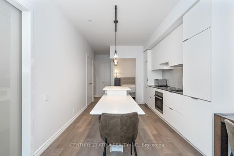 Photo 15 at 207 - 5 St Joseph Street, Bay Street Corridor, Toronto
