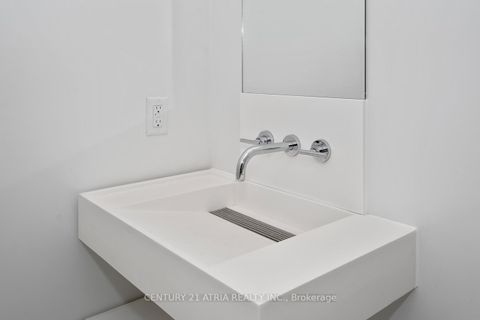 Photo 20 at 207 - 5 St Joseph Street, Bay Street Corridor, Toronto