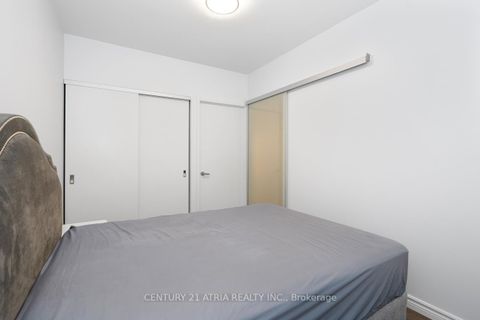 Photo 24 at 207 - 5 St Joseph Street, Bay Street Corridor, Toronto