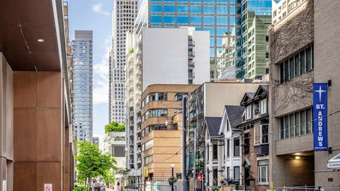 Photo 2 at 701 - 30 Hayden Street, Yonge Corridor, Toronto