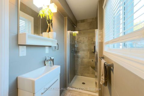 Photo 4 at 5A Scotia Avenue, Oakridge, Toronto
