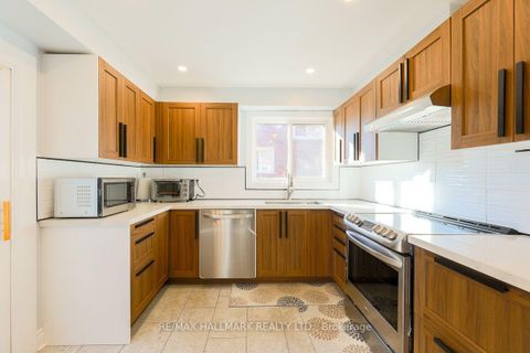 Photo 6 at 5A Scotia Avenue, Oakridge, Toronto