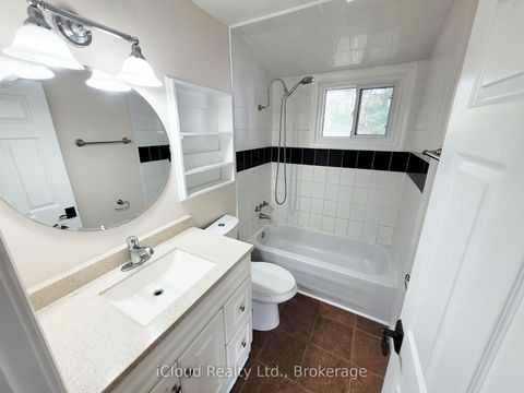 Photo 7 at 172 Silas Boulevard, Keswick North, Georgina