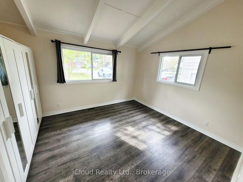 Photo 8 at 172 Silas Boulevard, Keswick North, Georgina