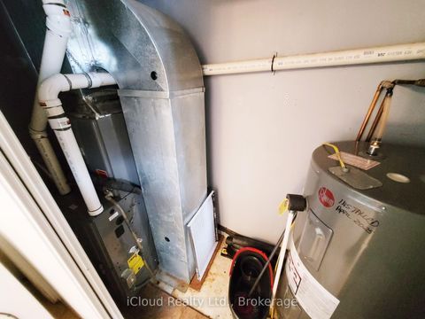 Photo 13 at 172 Silas Boulevard, Keswick North, Georgina