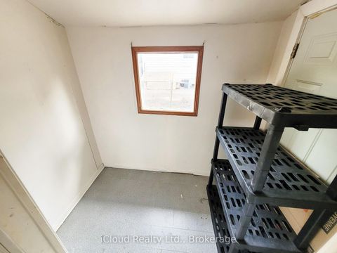 Photo 14 at 172 Silas Boulevard, Keswick North, Georgina