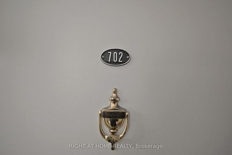 Photo 6 at 702 - 1338 York Mills Road, Donalda, Toronto