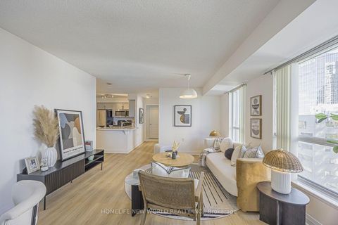 Photo 12 at 1501 - 21 Hillcrest Avenue, Willowdale East, Toronto
