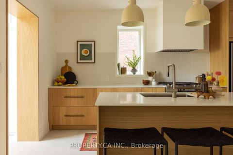 Photo 6 at 197 Roxton Road, Bellwoods, Toronto
