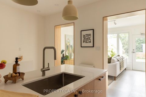 Photo 7 at 197 Roxton Road, Bellwoods, Toronto