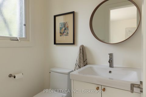 Photo 12 at 197 Roxton Road, Bellwoods, Toronto