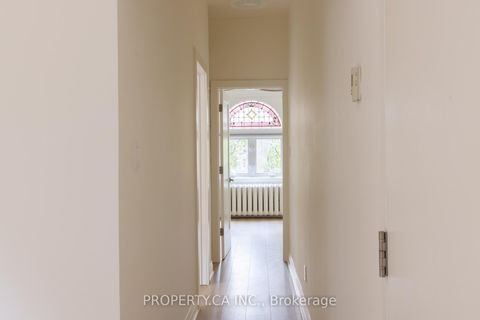 Photo 27 at 197 Roxton Road, Bellwoods, Toronto