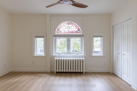 Photo 28 at 197 Roxton Road, Bellwoods, Toronto