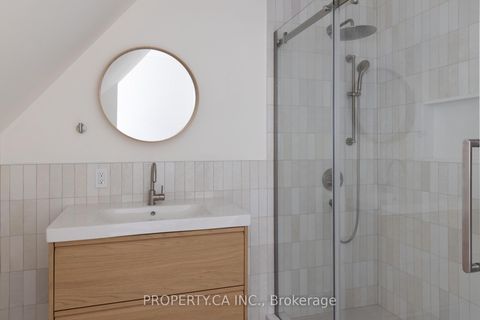 Photo 37 at 197 Roxton Road, Bellwoods, Toronto
