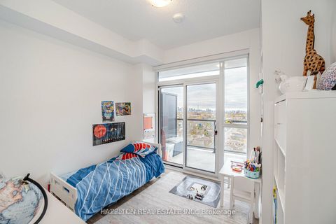 Photo 13 at 1304 - 1603 Eglinton Avenue W, Oakwood Village, Toronto
