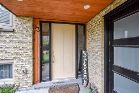 Photo 2 at 93 Grove Street E, Wellington, Barrie