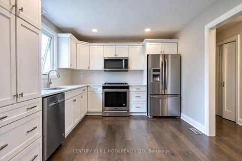 Photo 12 at 93 Grove Street E, Wellington, Barrie