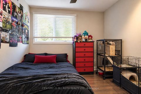 Photo 14 at 93 Grove Street E, Wellington, Barrie