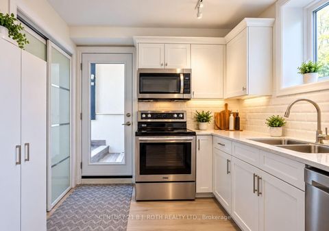 Photo 20 at 93 Grove Street E, Wellington, Barrie