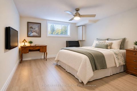 Photo 24 at 93 Grove Street E, Wellington, Barrie