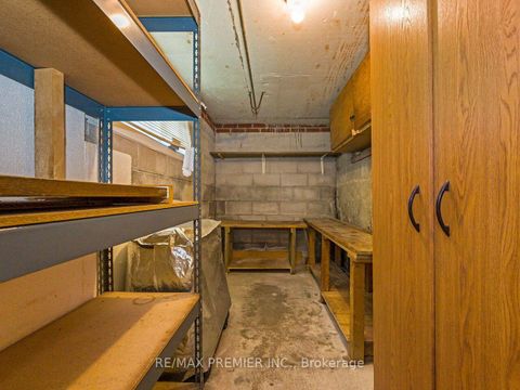 Photo 34 at 7 Mayall Avenue, CFB, Toronto