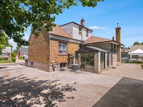 Photo 44 at 7 Mayall Avenue, CFB, Toronto
