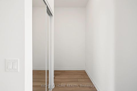 Photo 7 at 421 - 285 Dufferin Street, South Parkdale, Toronto