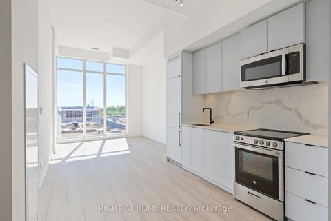 Photo 9 at 421 - 285 Dufferin Street, South Parkdale, Toronto