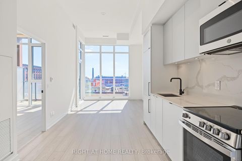 Photo 10 at 421 - 285 Dufferin Street, South Parkdale, Toronto