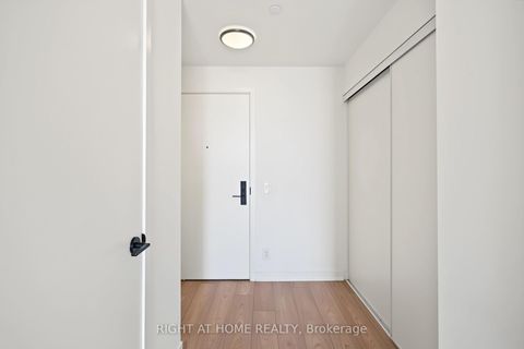 Photo 5 at 619 - 285 Dufferin Street, South Parkdale, Toronto