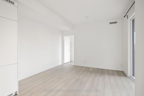 Photo 10 at 335 - 285 Dufferin Street, South Parkdale, Toronto