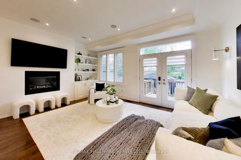 Photo 5 at 145B Bannockburn Avenue, Nortown, Toronto